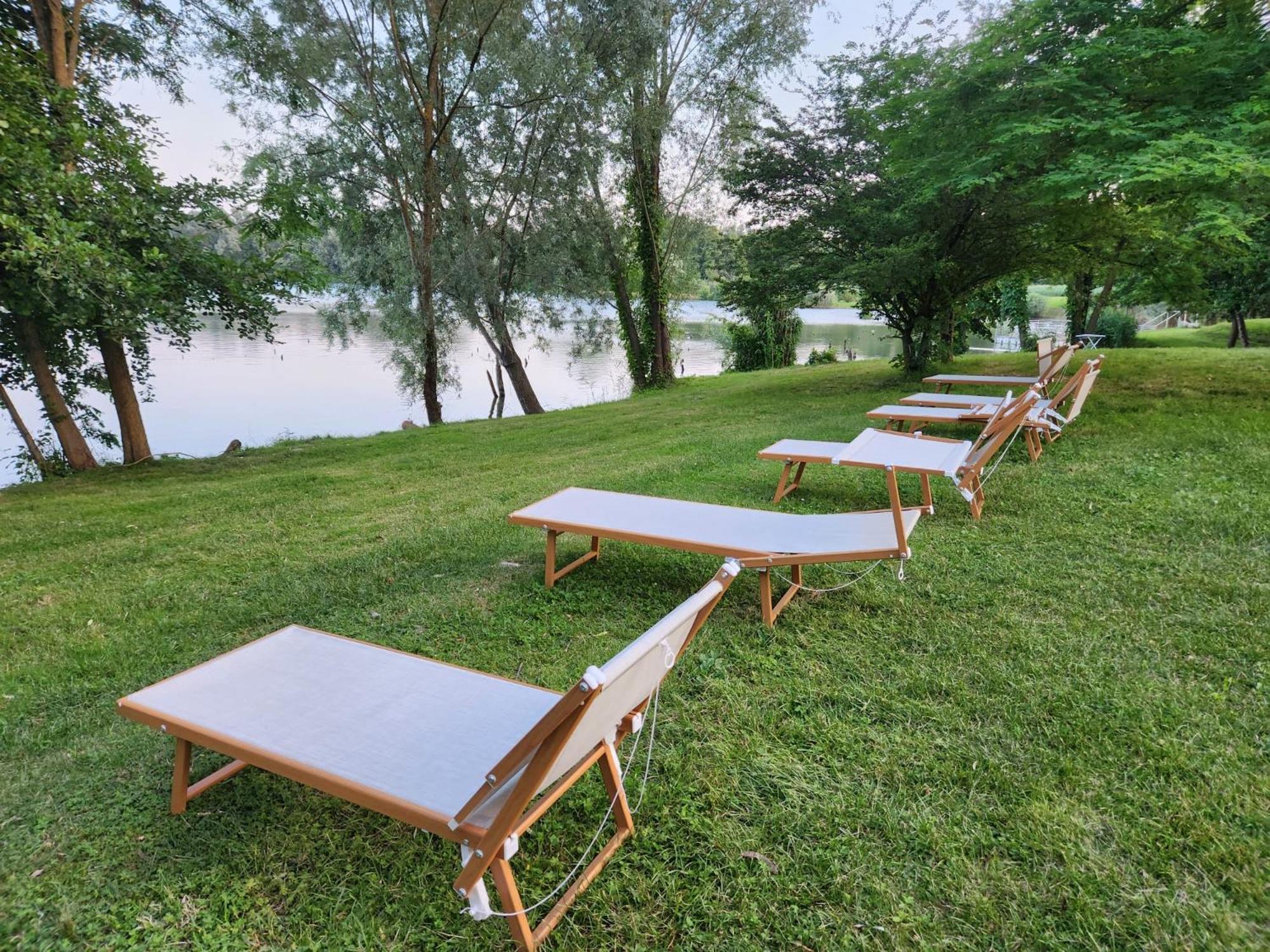 Aquasole Hotel Mercallo Luaran gambar