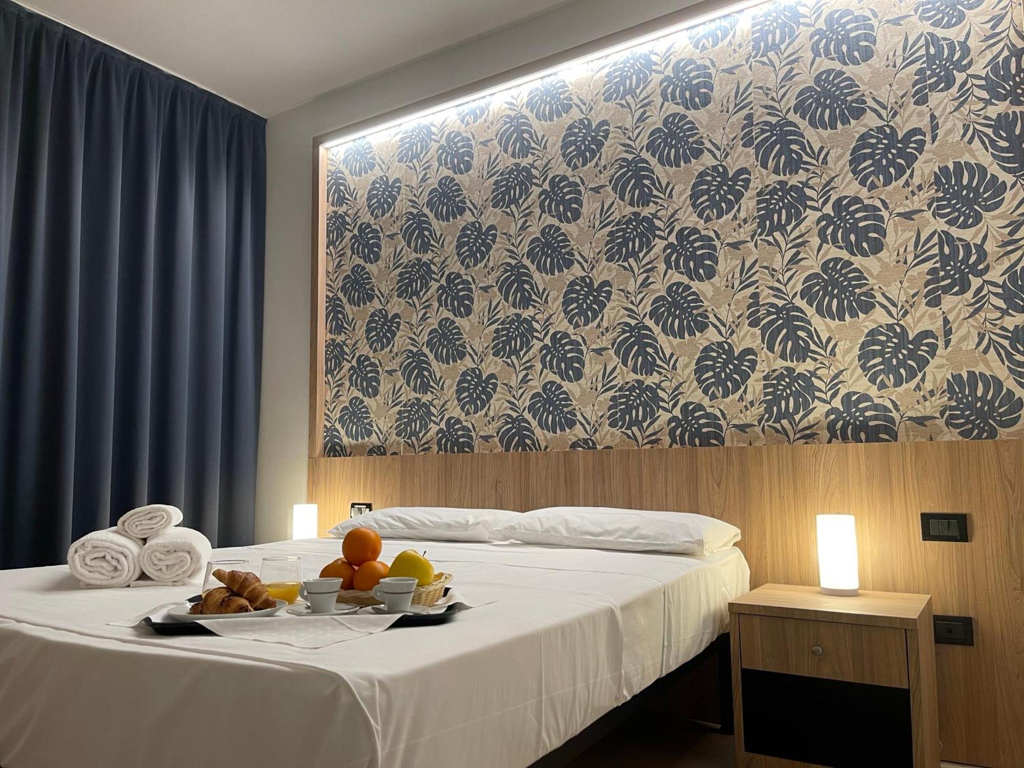 Aquasole Hotel Mercallo Luaran gambar